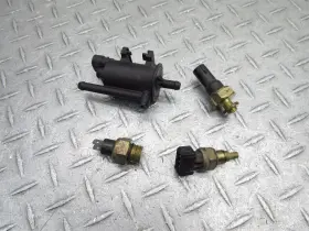 Benelli 25351449 2017 Tnt300 Engine Oil Temp Sensor Fan Switch Air Valve Solenoid Lot Benelli 25351449 2017 Tnt300 Engine Oil Temp Sensor Fan Switch Air Valve Solenoid Lot