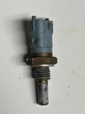 Buell P0278.1am 43091 2009 1125r Temperature Sensor For Front Cylinder