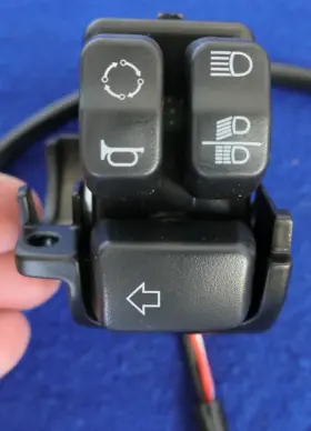 Harley-davidson 71500450 Genuine M8 Softail Left Switch Pack Controls 26 Inch Harness 2018