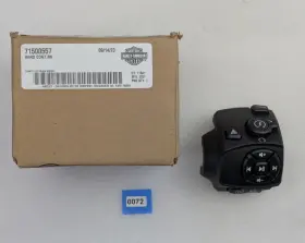 Harley-davidson 71500557 Harley-davidson Oem Pan America Right Switch Control Housing Rh