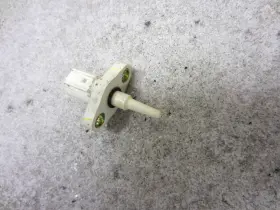 Honda 17613-mv4-000 00-01 Cbr929rr Cbr929 Cbr 929 Oem Air Intake Temperature Temp Sensor Honda 17613-mv4-000 00-01 Cbr929rr Cbr929 Cbr 929 Oem Air Intake Temperature Temp Sensor
