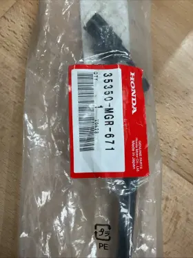 Honda 35350-mgr-671 Switch Assy. Rr. Stop -