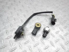 Indian 4107989 2020 20-23 Challenger Dark Horse Oem Sensor Lot Neutral Gear Ping Oil