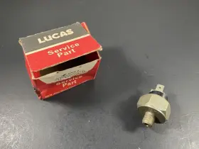 Lucas 34619b Triumph T140 Tr7 T150 T160 Aston Martin Db5 Db6 Nos Hydraulic Brake Switch