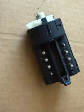 Mercedes-benz 2105450604 Ignition Contact Key Starter Switch E22