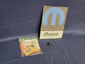 Mopar 4379037 Nos Oil Pressure Sending Switch Mopar 4379037 Nos Oil Pressure Sending Switch
