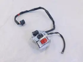 Piaggio 1d002470 2014-2025 Vespa Primavera And Sprint 50 Chrome Right Handlebar Turn Signal Switch