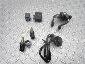 Suzuki 166500-4230 2005 05-09 Sv650 Sv650s Neutral Gear Fuel Level Oil Pressure Temp Sensor