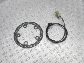 Triumph 2022022 2013 13-16 Street Triple R Oem Front Wheel Abs Anti-lock Brake Sensor Triumph 2022022 2013 13-16 Street Triple R Oem Front Wheel Abs Anti-lock Brake Sensor