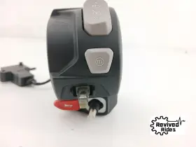 Triumph T2044334 18-20 Speed Triple 1050 S Rs Oem Left Switch Parts Handlebar Signal Bar