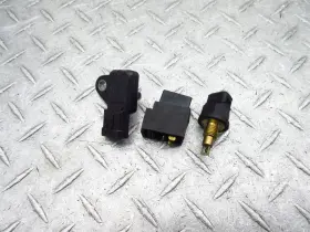 Triumph T2200628 2008 06-08 675 Daytona Oem Sensor Lot Map Maf Air Temperature Tested