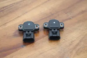 Yamaha 13s-85884-01-00 2008 - 2016 Yzf-r1 R1 R6 Yzf-r6 Vmax Throttle Position Sensor