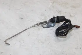 Yamaha 3ht-82530-00-00 15-18 Sr400 Oem Rear Back Brake Sensor Yamaha 3ht-82530-00-00 15-18 Sr400 Oem Rear Back Brake Sensor