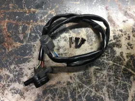 Yamaha 5be-82540-03-00 Good Oem Neutral Safety Gear Position Switch Nss Yamaha 5be-82540-03-00 Good Oem Neutral Safety Gear Position Switch Nss
