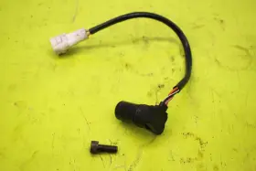Yamaha 5eb8375500 1999 2000 Yzf R6 Speed Sensor Original Oem 9131706016