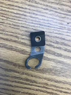 Yamaha 5sl-2144g-00-00 R6 Yzfr6 2003-2009 Stop Switch Stay Part #