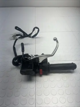 Yamaha Bs7-h3975-00 Fit For Switch Genuine Yzfr3 Yzf-r3 Right Handle Control Oem